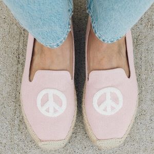Soludos Peace Slipper
